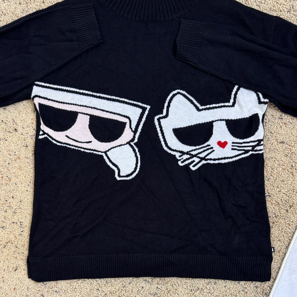 Karl Lagerfeld Black Sweater with Iconic cat Graphic - Picture 4 of 4